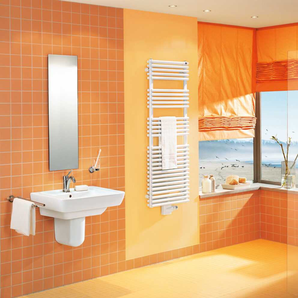 Zehnder_RAD_Forma-Spa-HY_bathroom_yellow